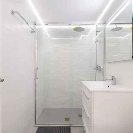 Apartment Centre On The Promenade Front Line *