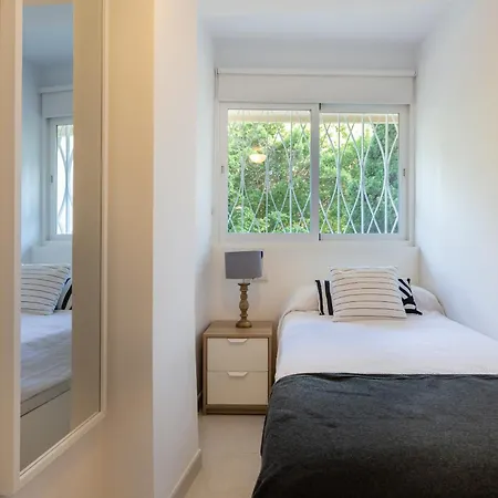 Apartment Centre On The Promenade Front Line Marbella