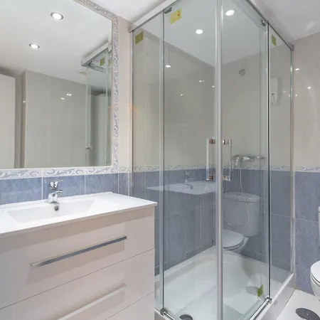 Apartment Centre On The Promenade Front Line Marbella