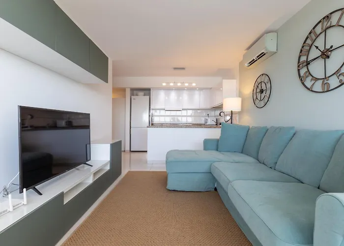 Centre On The Promenade Front Line Marbella