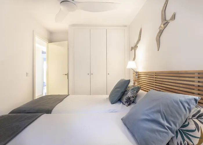 Centre On The Promenade Front Line * Marbella